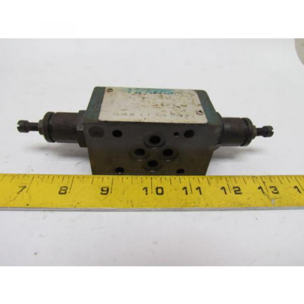 Vickers DGMFN-3-Y-A2W-B2W-21 Hydraulic Flow Control Valve #1 image