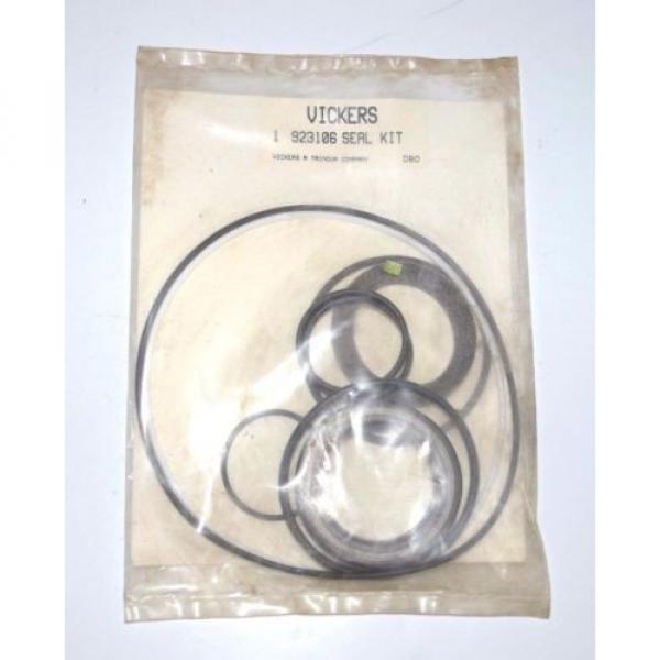 Vickers Hydraulic Seal Kit 923106 Origin #358-KH #1 image