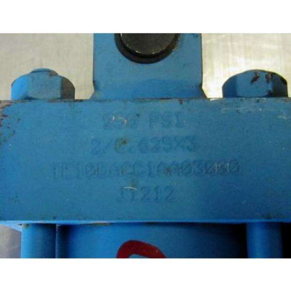 Vickers Eaton Hydraulic Cylinder TL10DACC1AA03000 250PSI Used Listing is for One #5 image