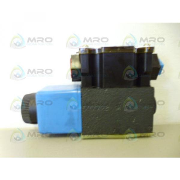 VICKERS DG4V-3S-2AL-M-FW-B5-60 HYDRAULIC DIRECTIONAL CONTROL VALVE Origin NO BOX #1 image