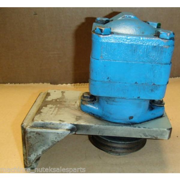 Vickers V210-11W-1C-12-S214_V21011W1C12S214 Hydraulic Vane Pump_K01BRELB #3 image