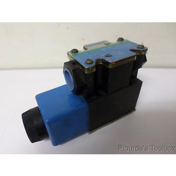 Used Vickers Closed Center Solenoid Hydraulic Valve, DG4V-3S-2A-M-FTWL-B5-60 #1 image