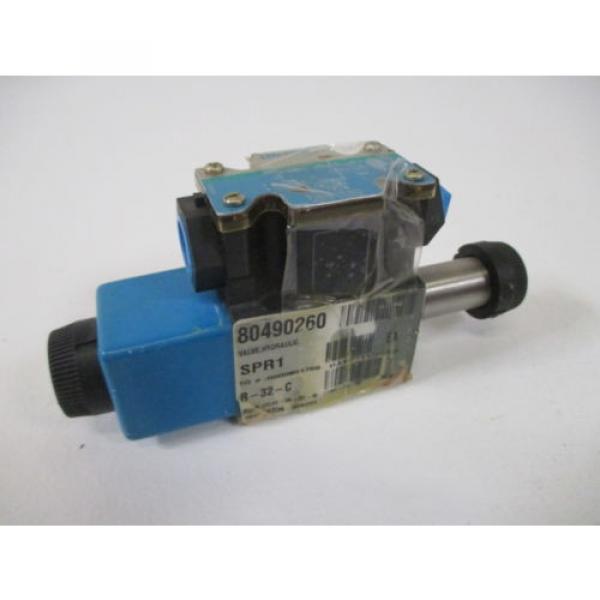 VICKERS DG4V-3S-OC-M-FTWL-B5-60 HYDRAULIC SOLENOID VALVE Origin NO BOX #1 image