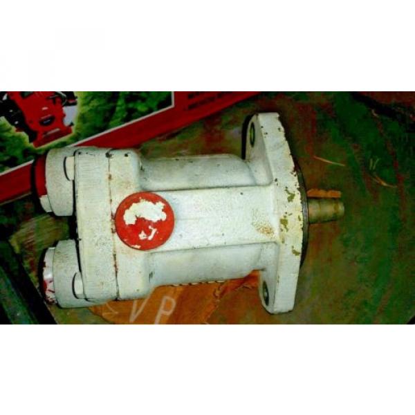 399-0085 ONAN  HYDRAULIC OIL MOTOR VICKERS L5-MFB5-U-20   Origin OLD STOCK #6 image