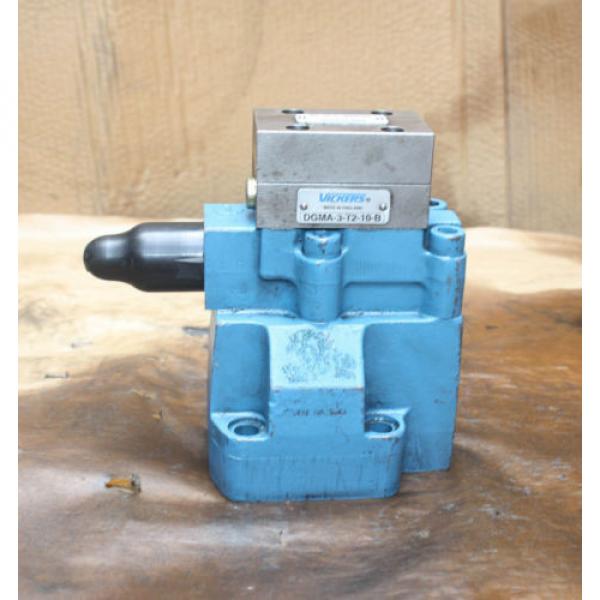 VICKERS DGMA-3-B-10 HYDRAULICS directional VALVE #1 image