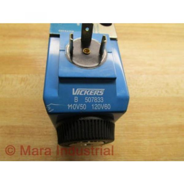 Vickers 859161 Valve DG4V-32C M-U-B6-60 - origin No Box #5 image