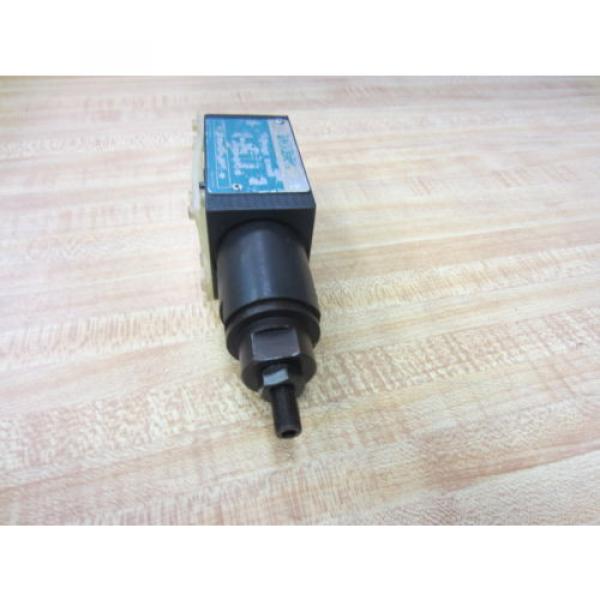 Vickers DGMX2-3-PB-BW-S-40 Pressure Reducing Valve DGMX23PBBWS40 - Used #2 image