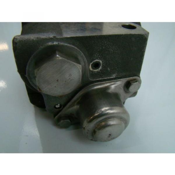 Vickers Hydraulic Valve CM2NQ2R22 W 30 #4 image