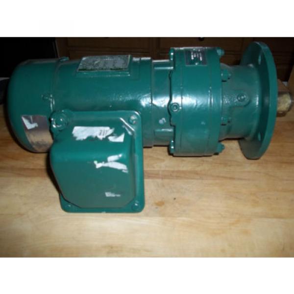 SUMITOMO SM-CYCLO 3 PHASE AC INDUCTION GEAR MOTOR with BRAKE WVM93100   RPM = 30 #1 image