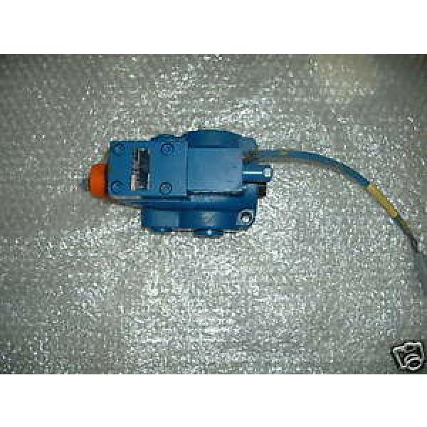 Rexroth Hydraulic Flow Control Valve #1 image