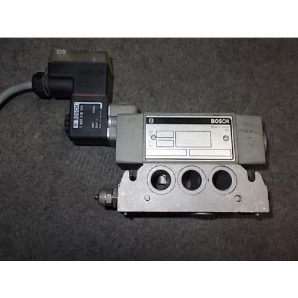 BOSCH REXROTH PNEUMATIC SOLENOID VALVE 0 820 024 126 48 or 24 volt #1 image