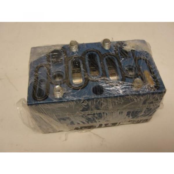 Rexroth 581-21 Valve Manifold #1 image