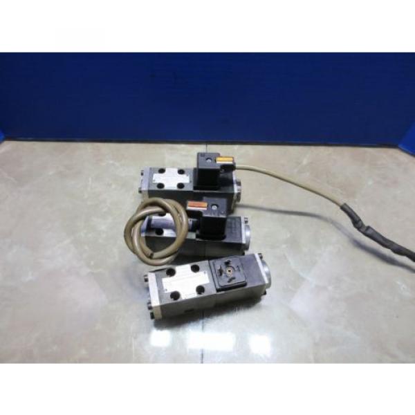 REXROTH SOLENOID VALVE 4WE 4 D10/AG24N9K4  522223/7 4WE4D10/AG24N9K4 #1 image