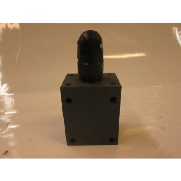 Rexroth Pressure Relief Valve DBDS10G12/400 #2 image