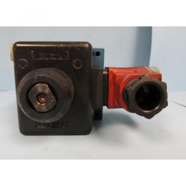 MANNESMANN REXROTH HYDRAULIC SOLENOID VALVE 4WE10D31/CW110N9Z55 #3 image