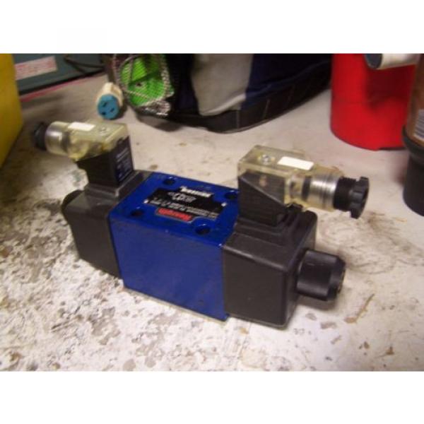 Origin REXROTH R900594948 TWO-WAY DIRECTIONAL SPOOL VALVE 12/240 VAC/DC 4 AMP #2 image