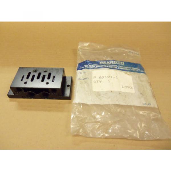 origin RexRoth P-69191-1 P691911 Sub Base For Directional Valve #1 image