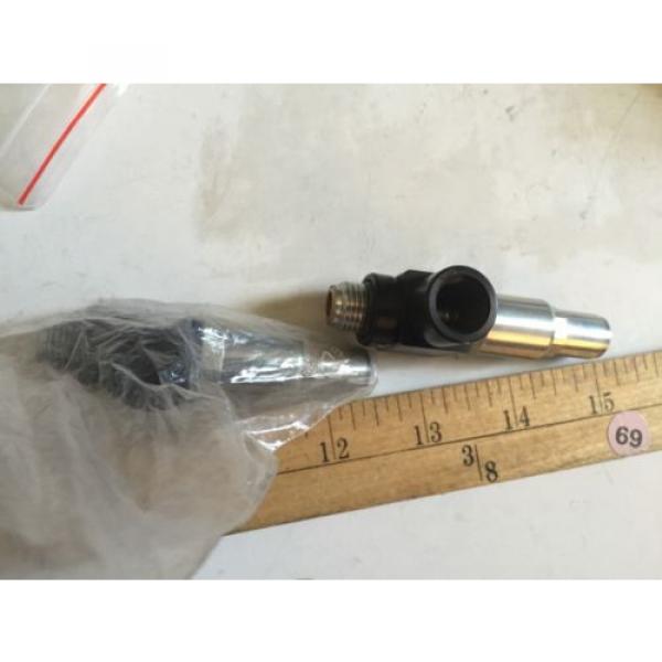 LOT 2 REXROTH 0 821 302 080 SCREW IN PRESSURE REGULATORS, 1/8#034;,BOXZR #1 image