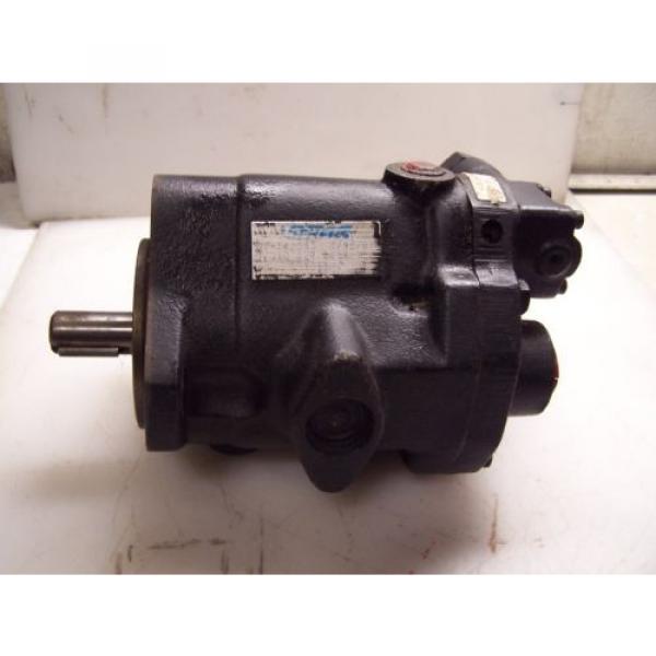 Origin VICKERS HYDRAULIC INLINE PISTON PUMP PVQ10-A2R-SE1S-10-C21D11 #3 image