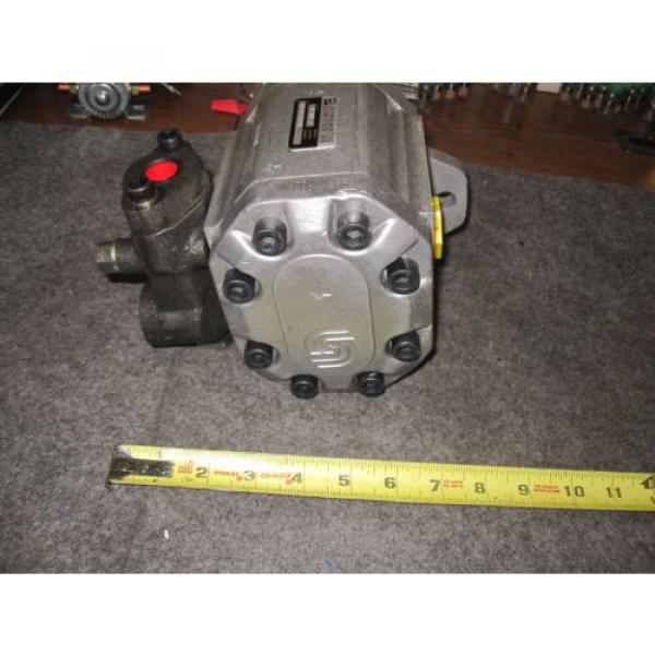 NEW SUNSTRAND DYNAMATIC LIMITED HYDRAULIC PUMP # 551101133190 #3 image