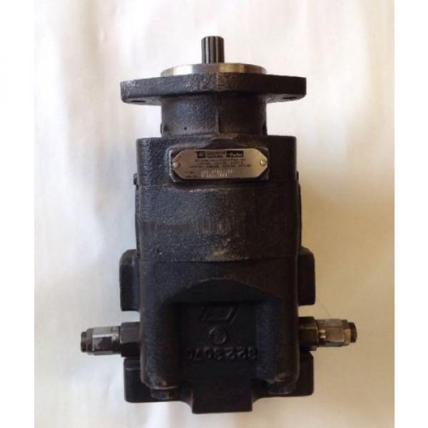 Parker Commercial Hydraulics Pump 322-9210-009 #2 image