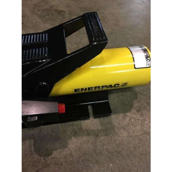 Enerpac PA-136 Air Hydraulic Power Pump 3000 Psi Max. #2 image