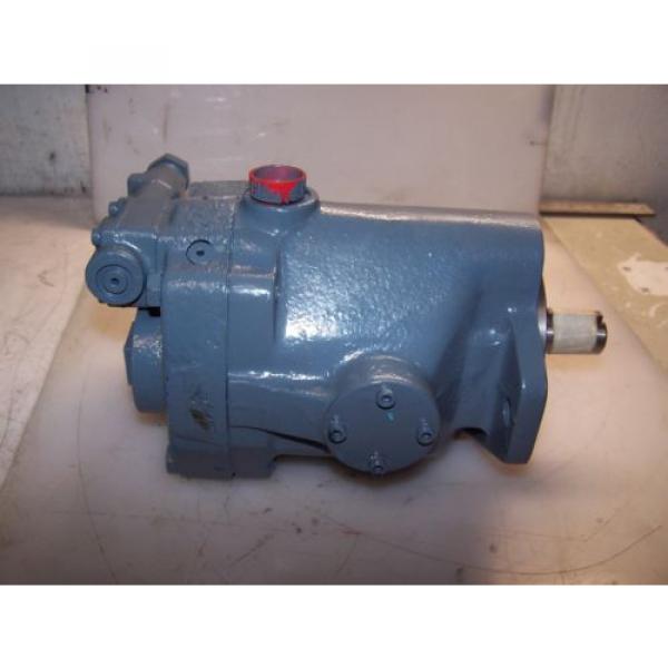 REFURBISHED VICKERS EATON HYDRAULIC AXIAL PISTON PUMP PVQ20-B2R #3 image