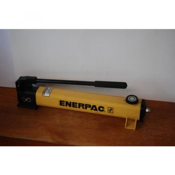 ENERPAC P-202 HYDRAULIC HAND PUMP 10,000PSI 2 SPEED SINGLE ACTING 1/4&#034; NPT NICE #1 image