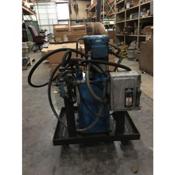 VICKERS POWER SYSTEM, MOD# TK5V-V15F-M-N-GF30-F1-B2-069, BALDOR MOTOR, 2 HP,USED #1 image