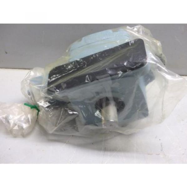 Origin NO BOX - NACHI VARIABLE VANE PUMP_VDR-1A-1A3-Q11-6124A_VDR1A1A3Q116124A #3 image