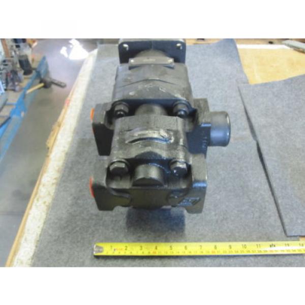 NEW GROVE HYDRAULIC PUMP #7722100015 #2 image