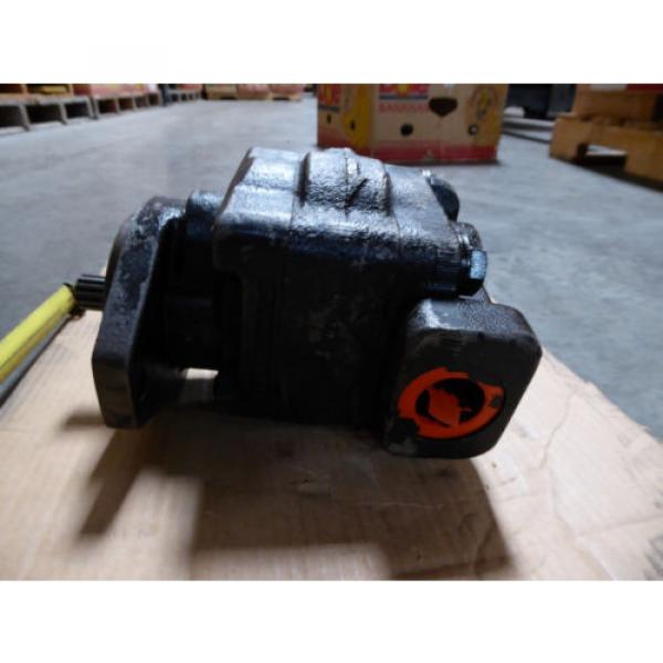 NEW PARKER COMMERCIAL HYDRAULIC PUMP # 324-9110-248 #4 image