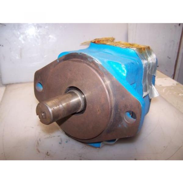 Origin EATON VICKERS LOW NOISE HYDRAULIC VANE PUMP 25 GPM 35V25A-1A22R #1 image