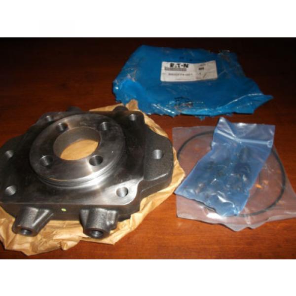 Eaton Hydrostatic Pump Kit SAE C-PAD ADAPTER 9900774-001 #1 image