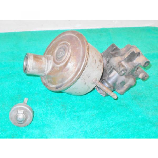 1963 1964 1965 Ford Mustang Fairlane Galaxie ORIG EATON POWER STEERING PUMP #4 image