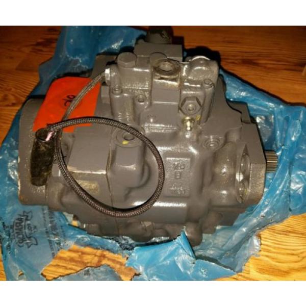 Komatsu hydraulic steering pump for WA380-6 Wheel Loader #1 image