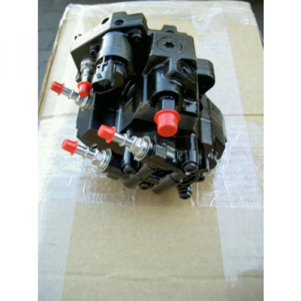 Komatsu excavator PC200-8 ,PC220-8 Diesel Fuel Injection Pump  R6754-72-1012 NEW #2 image