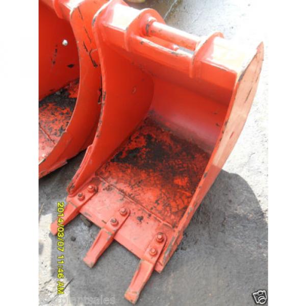 18&#034; KOMATSU PC30/35 Digging bucket Pin 35mm D/W 145mm C/C 200mm (674/721) #1 image