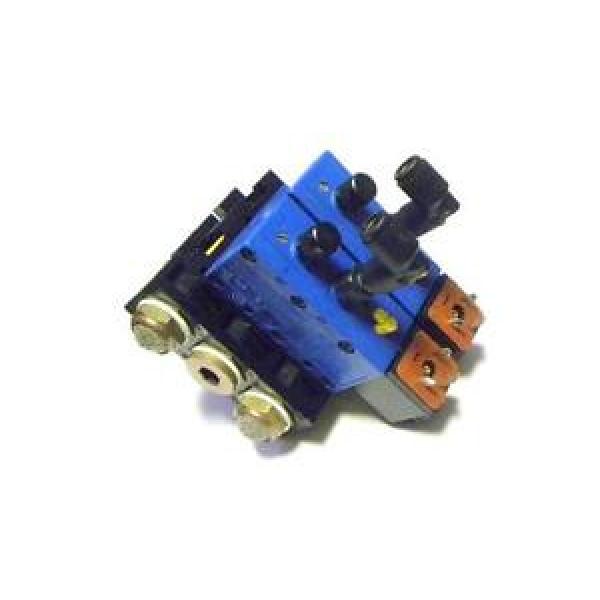 REXROTH PNEUMATIK   572 740  SOLENOID VALVE ASSEMBLY 24 V #1 image