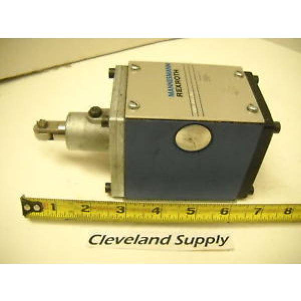 MANNESMANN REXROTH 4WMR10D31 SPOOL TYPE LIMIT VALVE Origin CONDITION NO BOX #1 image