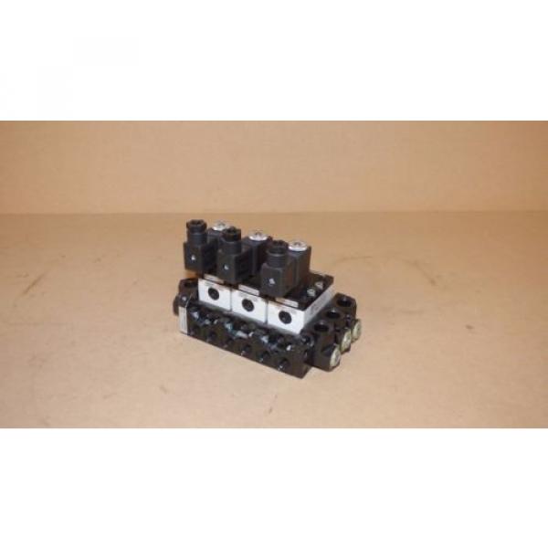 origin Rexroth Pneumatic Directional Control Solenoid Valves, Bank Of 3 #5 image