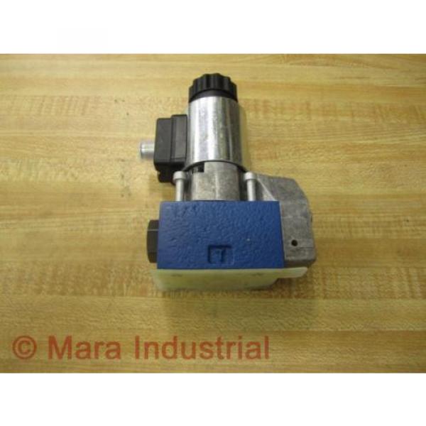 Rexroth Bosch Group R900242727 Valve - origin No Box #1 image