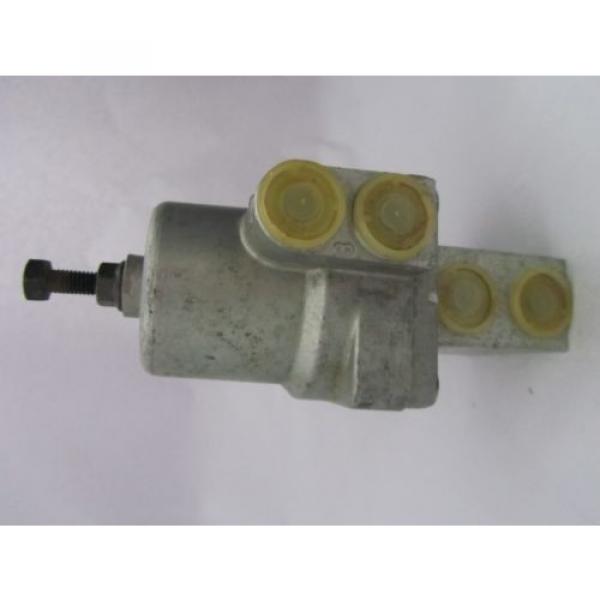 3710290080 Wabco Rexroth  Pneumatic Valve  3/2-Way Poppet Valve ND7 M14X15 #2 image