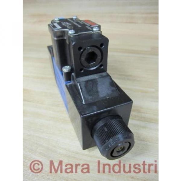 Rexroth Germany France Bosch R978020569 Valve 4WE6D62/OFEW110N9DK25L/V/62 - New No Box #4 image